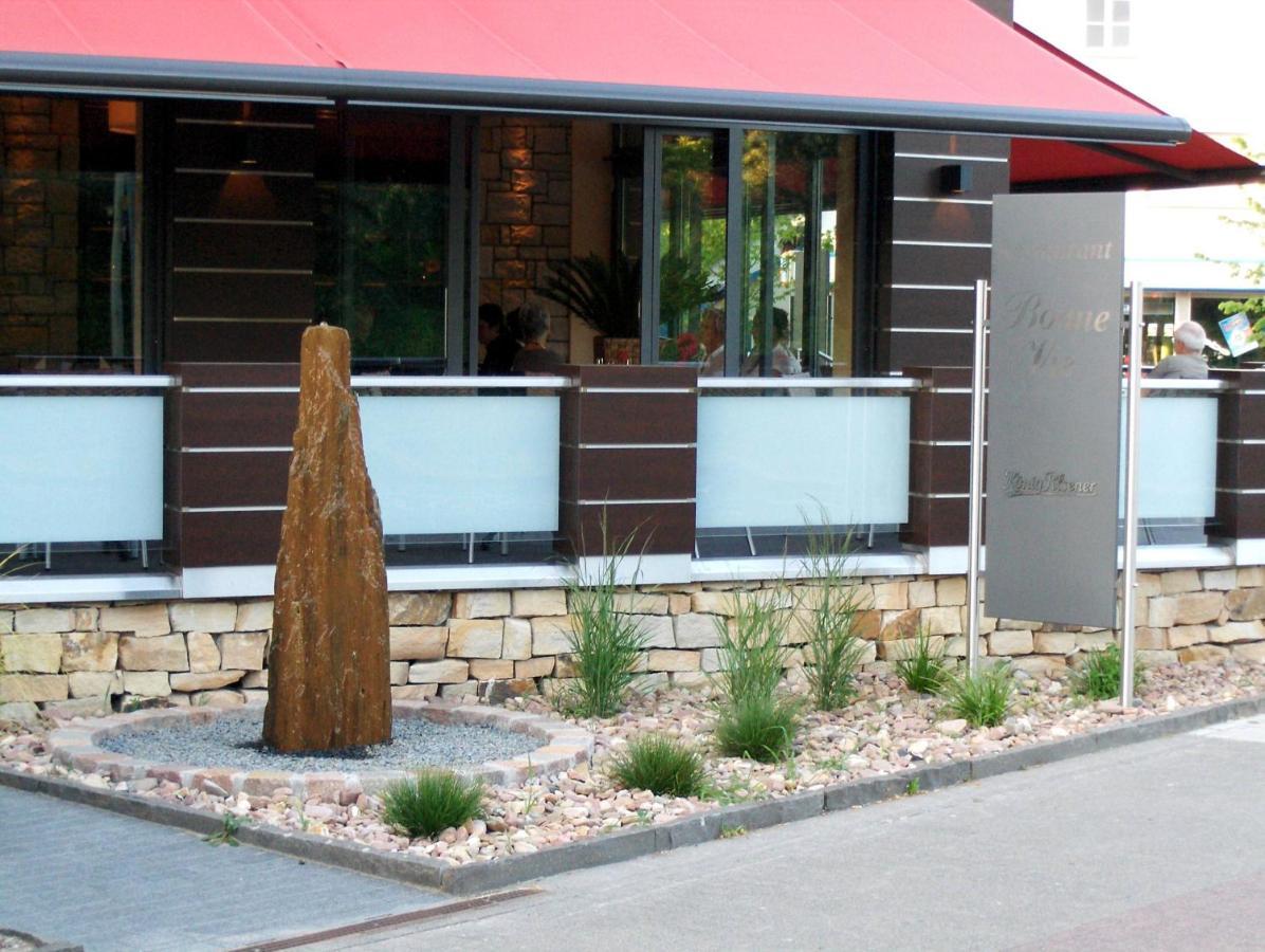 Hotel Lindenkrug 귀터슬로 외부 사진